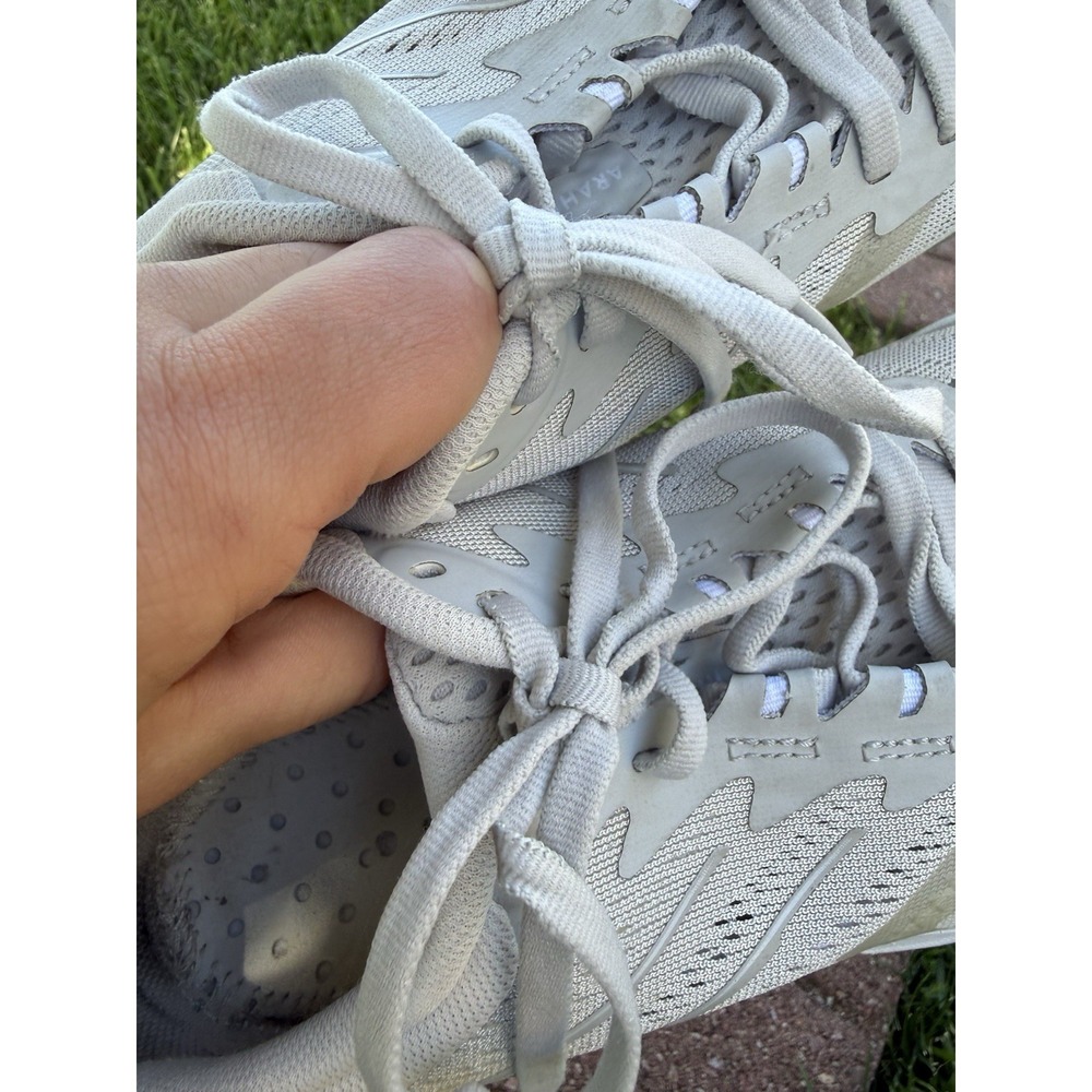 Hoka One One Arahi 5 Running Shoes Sneakers Women's Size 8 White Gray Athletic - Picture 14 of 16